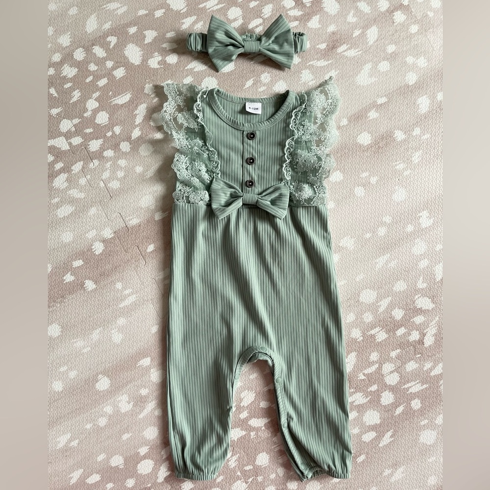 Kids Matching Set in Green with Lace Details